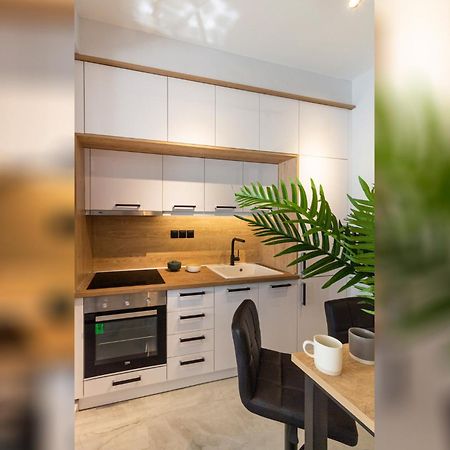 P Deluxe Suite2 Салоники Экстерьер фото