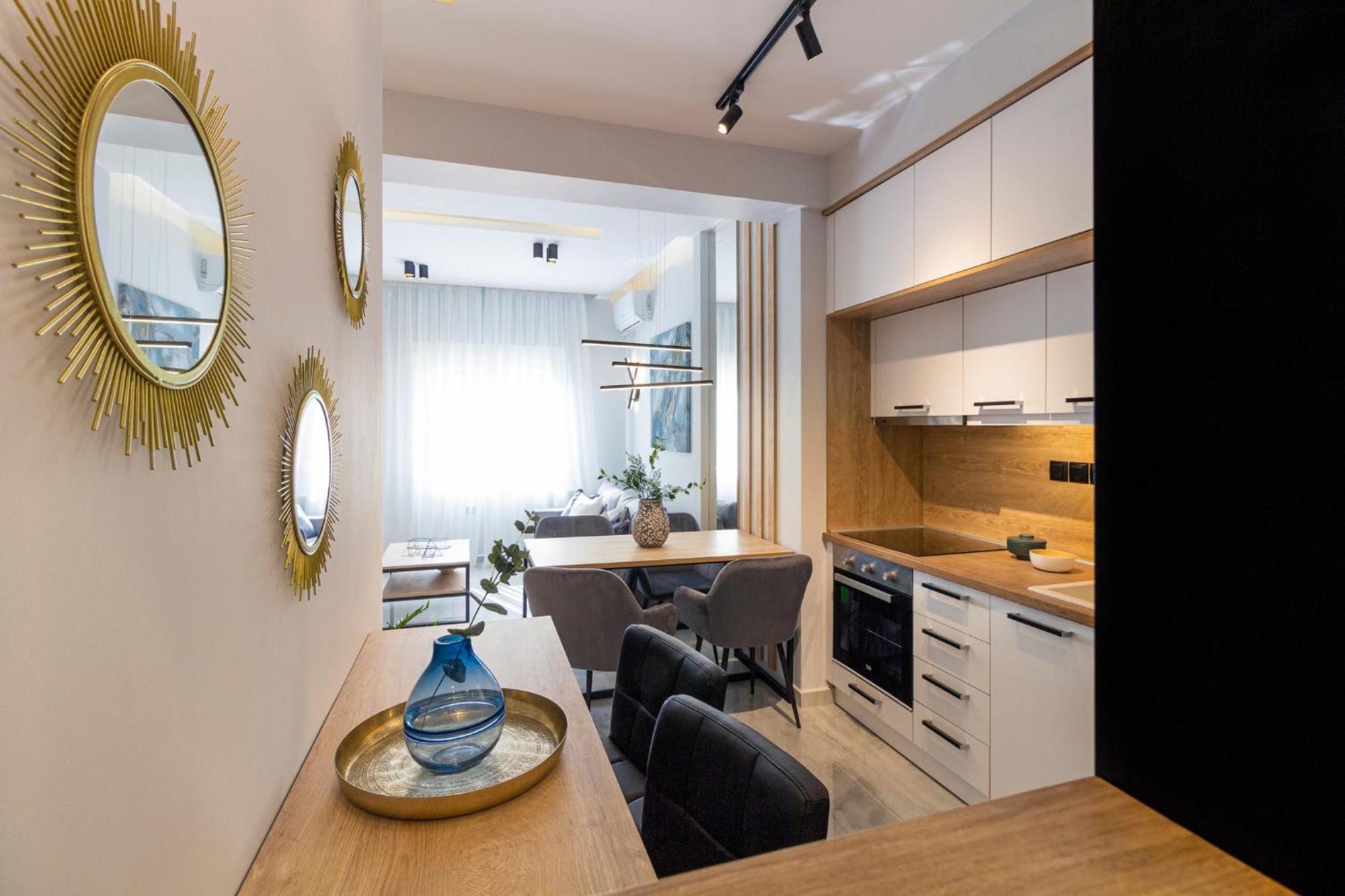 P Deluxe Suite2 Салоники Экстерьер фото
